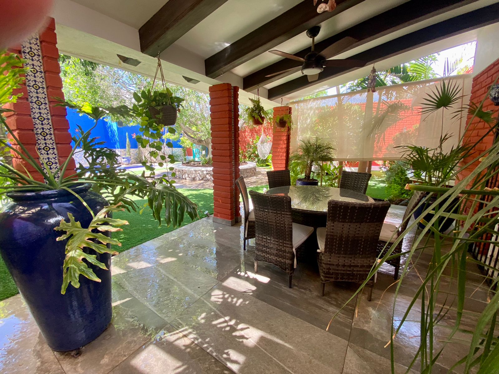 c70e9104-5442-4345-a2a7-dd66b150085e