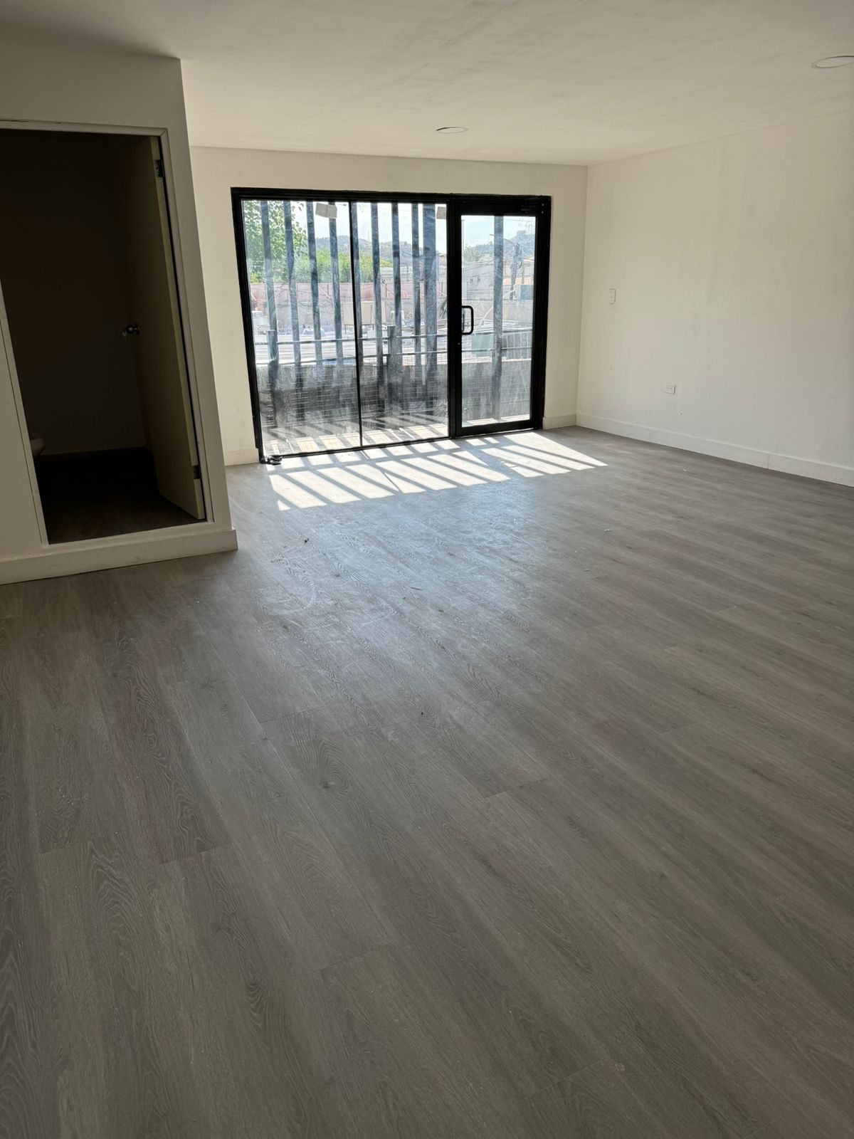 897b02e0-5d11-468d-88b9-7e68c22b2d7c