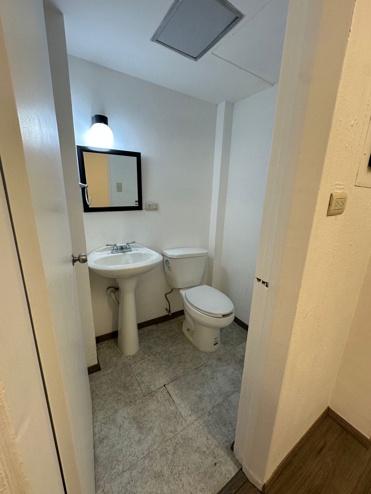 d46d3836-e717-4fbe-b810-3b6f7e349f64