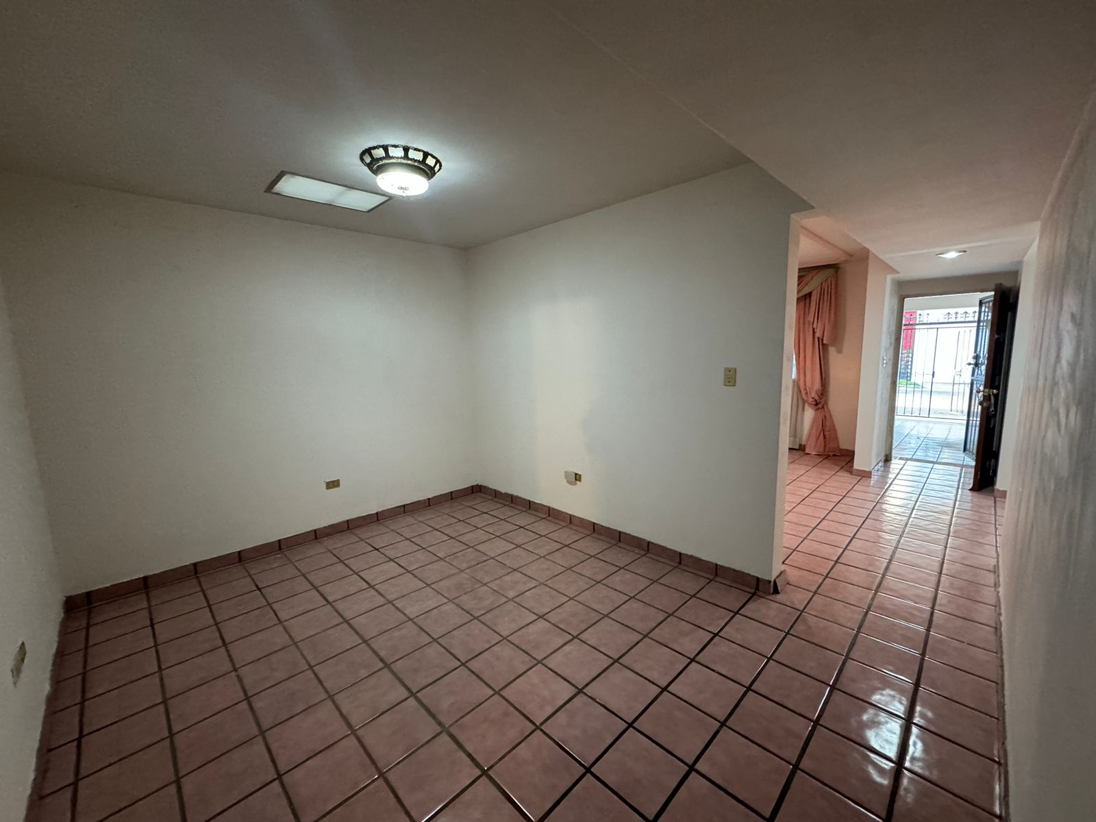 d08d7266-3324-4bd0-a702-059b7a11b0e2