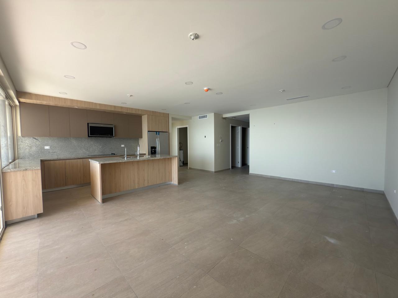 WhatsApp Image 2025-10-30 at 12.50.18 (1)