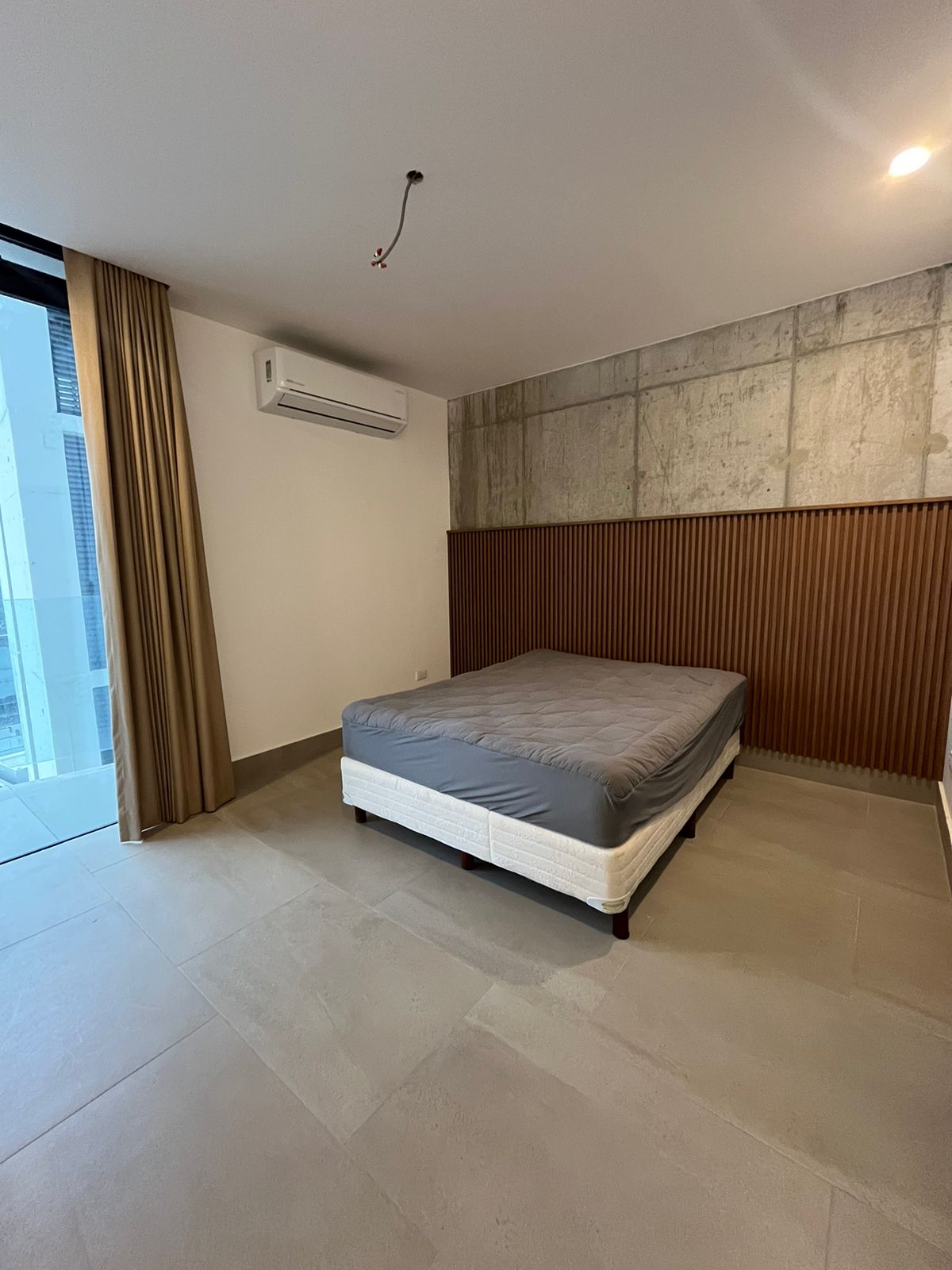 1450692f-d05b-4609-b954-0973ed656184