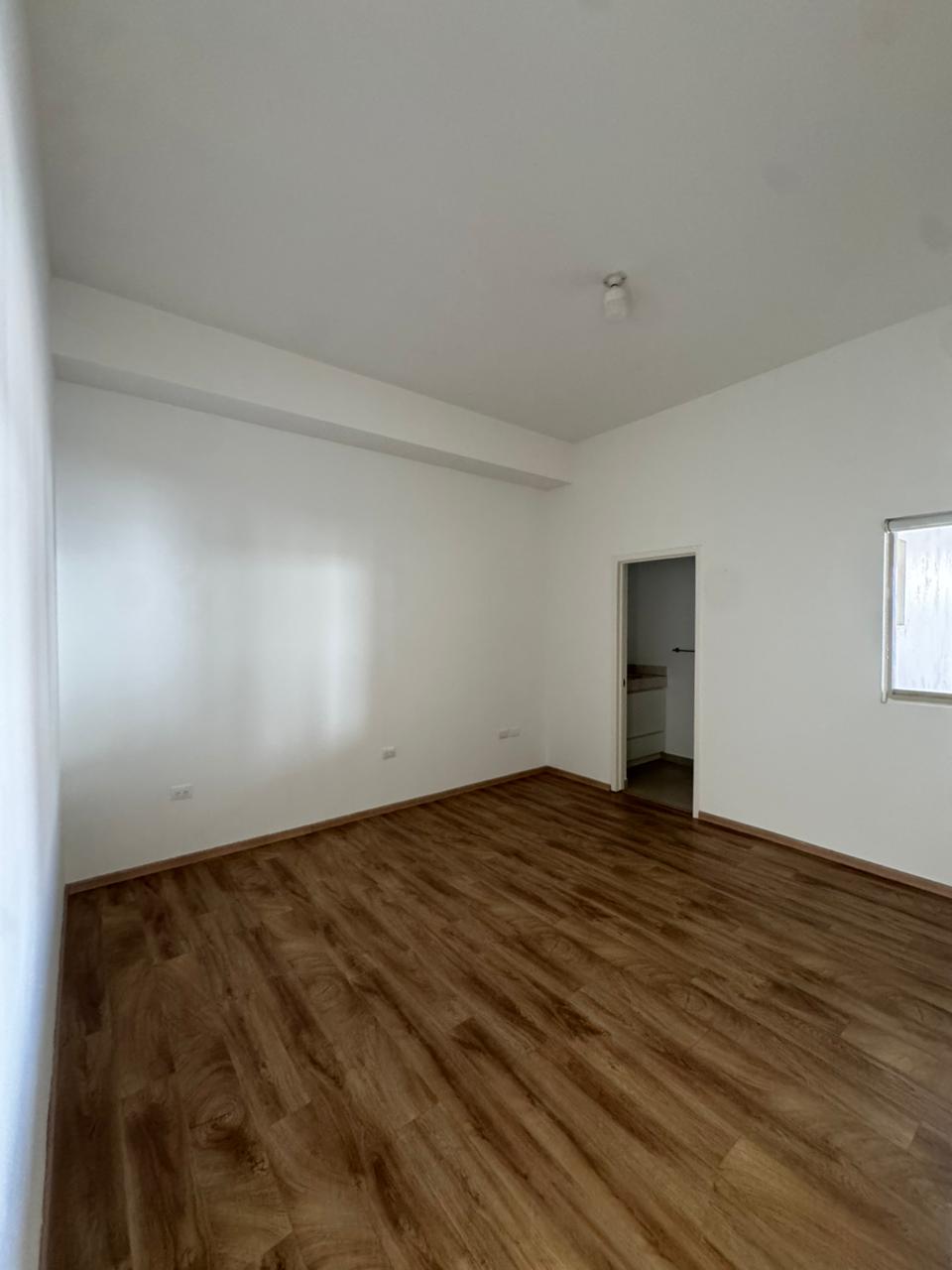 34c2c01e-2bbd-4ea5-9aaf-4b49c27350f7