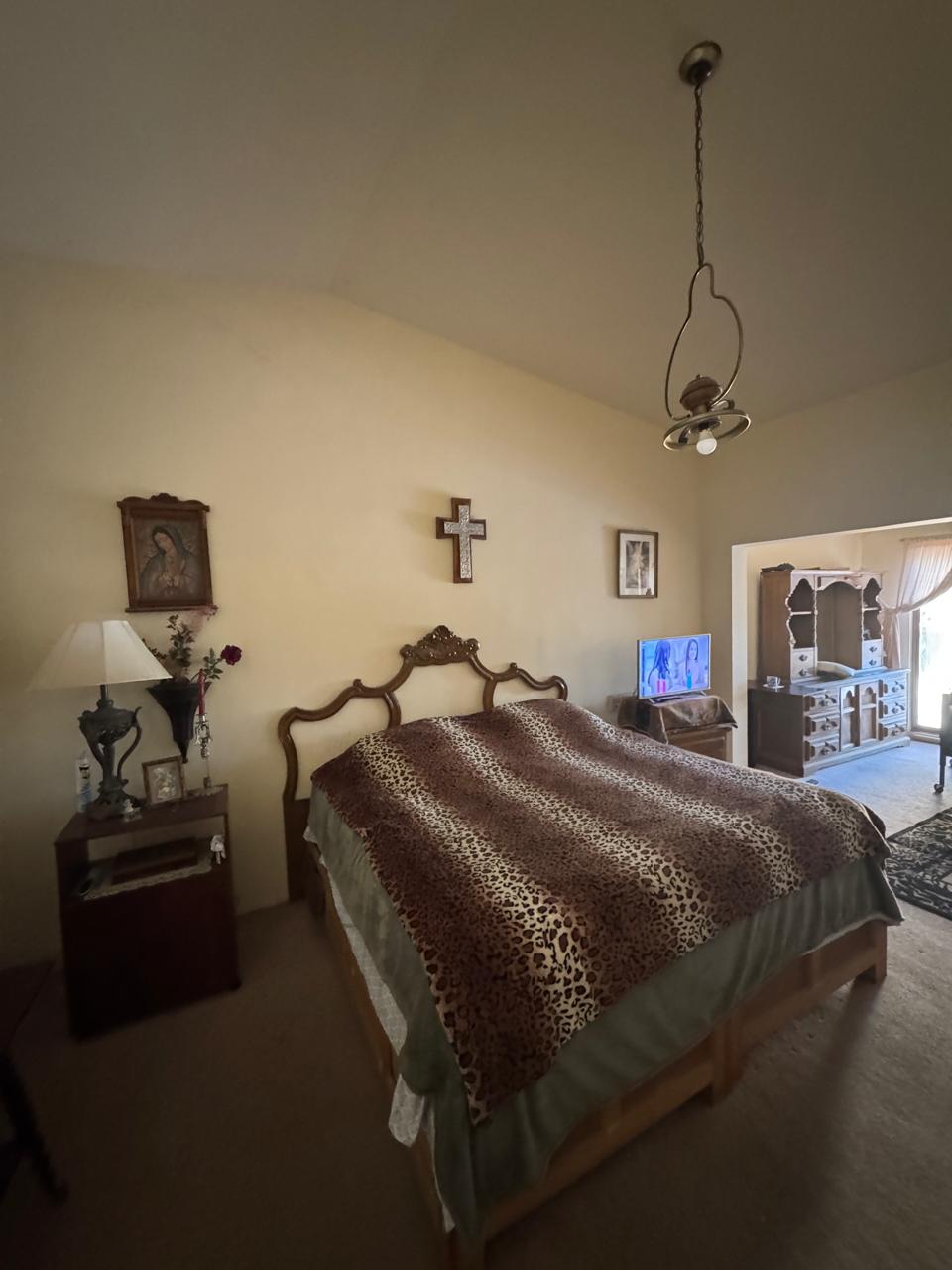 45580915-98f3-4a40-b33c-4368d38b52f2