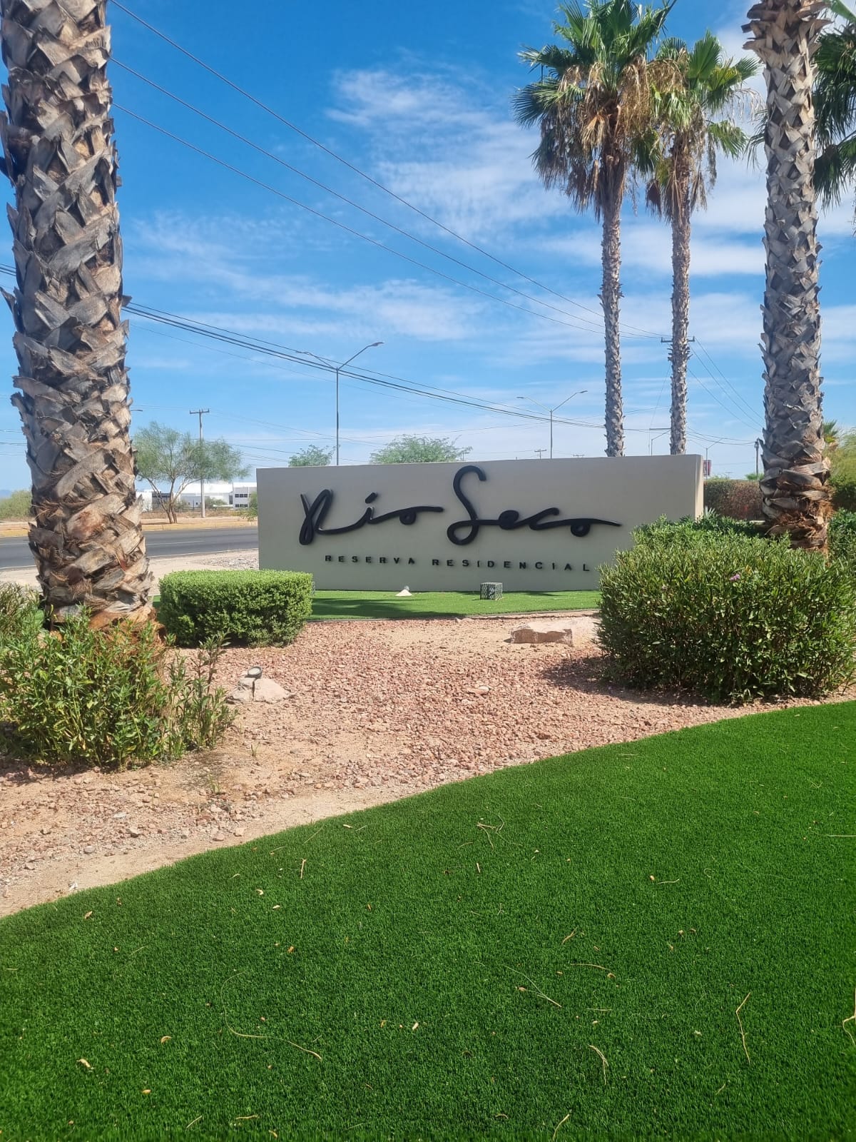 8dd2463f-1539-4794-b45d-987f69213c70