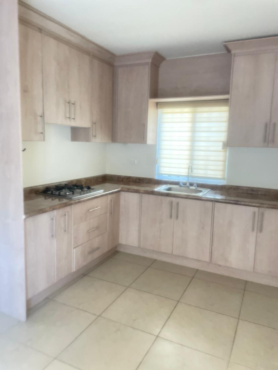 bd9f9eb3-d9bf-4aaf-bb79-24f30a73e285