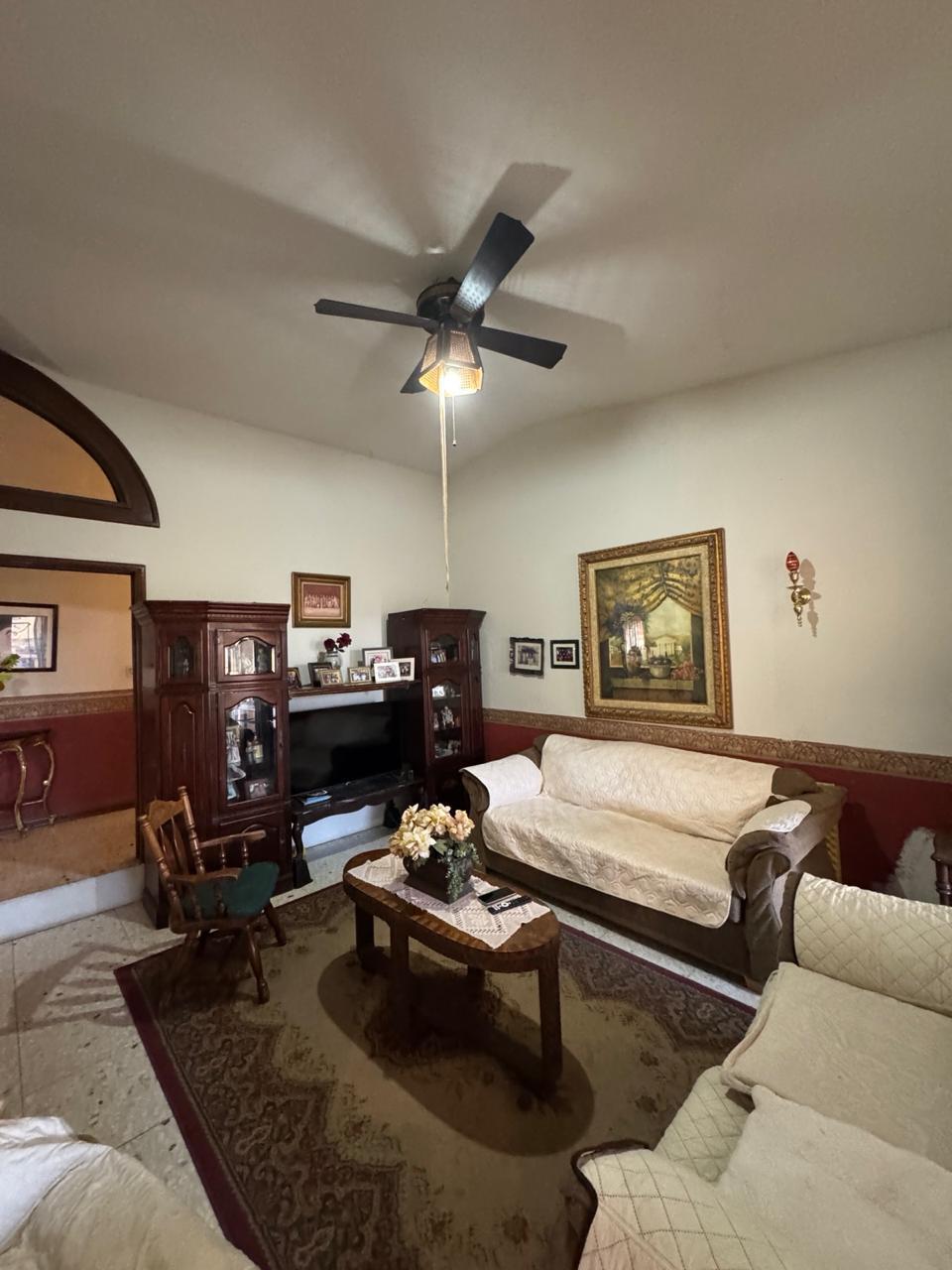 ed1f471a-65f4-44ea-9590-4d314df4590a