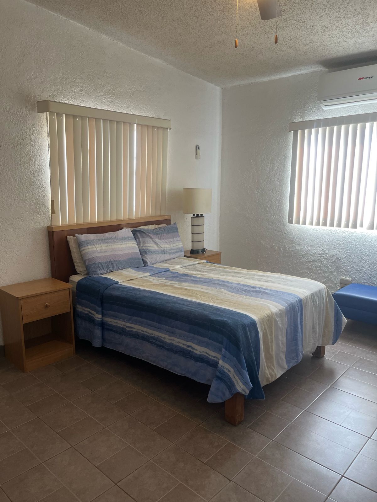 f3ff9d01-016f-49f5-92fc-b5a495df2295