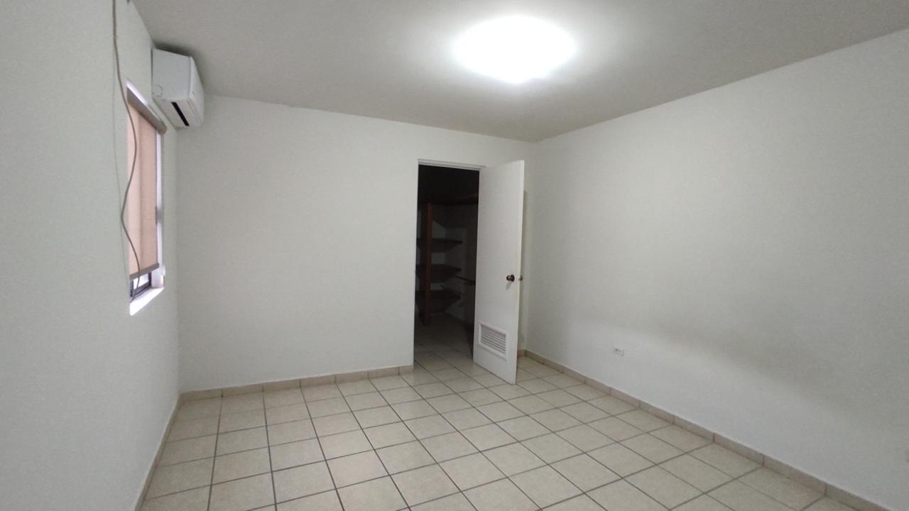 WhatsApp Image 2025-10-27 at 15.48.16 (6)