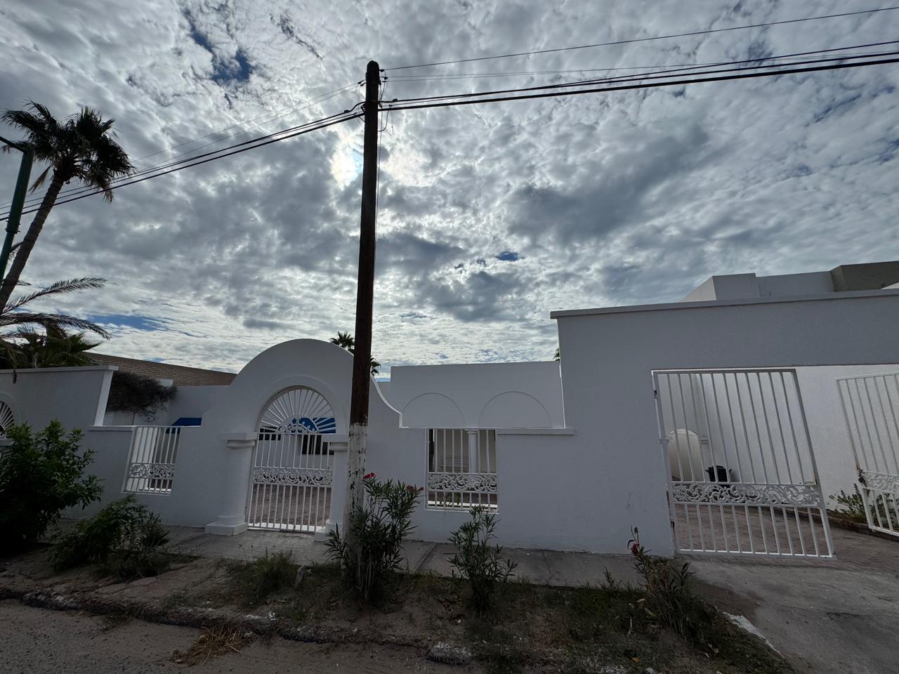 fe45e9fd-8910-4f65-8fc2-1a530c255afc